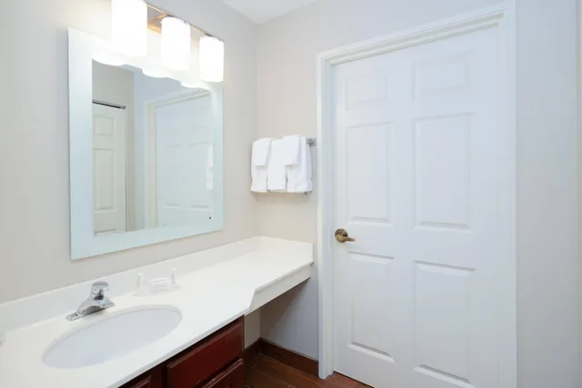 جناح بسرير كينج بغرفتي نوم، Towneplace Suites Rochester 3/4