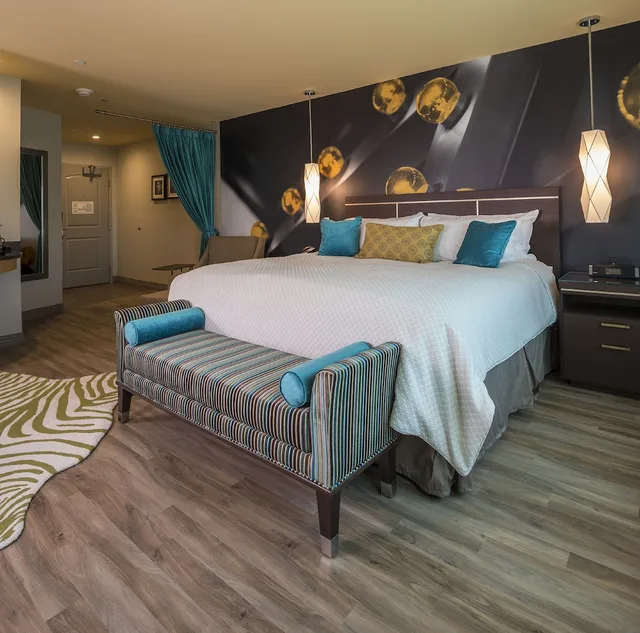 غرفة قياسية بسرير كوين لذوي الإعاقة، Hotel Indigo Pittsburgh East Liberty 1/5