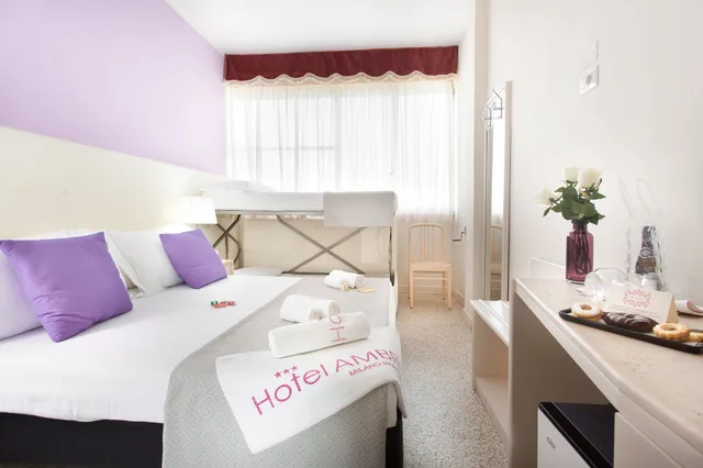 Room, Quadruple, Twin Beds, Bunk Bed, Hotel Ambra 2/4