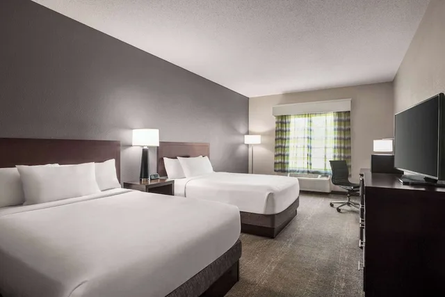 غرفة بسريرين كوين لذوي الإعاقة، Wingate by Wyndham Savannah I-95 North 3/5