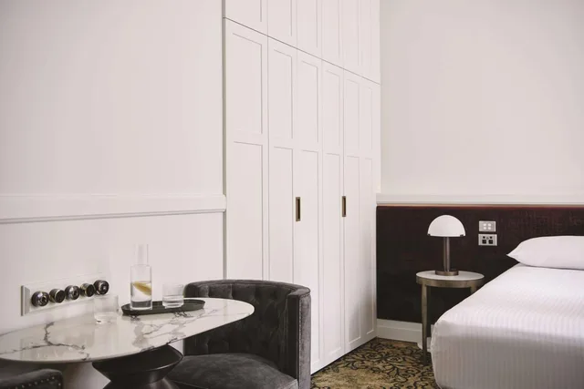 غرفة بريميير بسرير كينج أو سريرين منفصلين، Rendezvous Hotel Melbourne 6/6