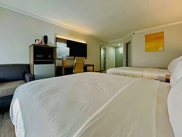غرفة بسريرين مزدوجين، Comfort Inn & Suites Houston I-10 West Energy Corridor 4/4