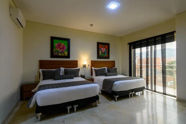 غرفة بسريرين مزدوجين بشرفة، Dorado La 70 Hotel 2/8