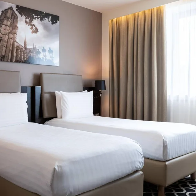 غرفة كلاسيكية بسرير فردي، Ac Hotel Paris Porte Maillot 2/4