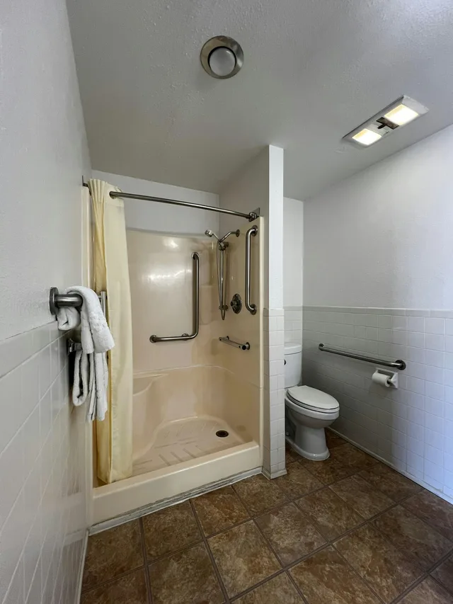 غرفة بسرير كوين لذوي الإعاقة، Marysville Surf Motel Kansas US 77 7/8
