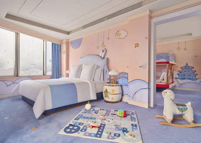 جناح بسرير كينج، Four Seasons Hotel Beijing 1/2