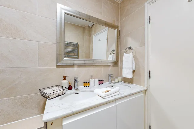 شقة بشرفة بغرفة نوم واحدة، Park Lane Apartments/Clarges Street 6/10