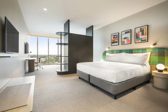 جناح بسرير كينج في طابق مرتفع، HOLIDAY INN WERRIBEE 1/7