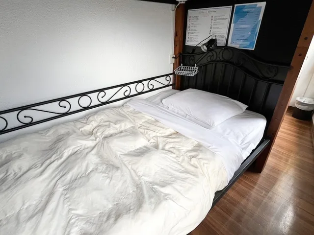 غرفة بسريرين منفصلين وسرير بطابقين، Guest House Umikaji - Hostel 2/4