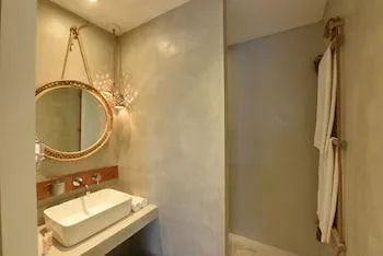 غرفة سوبيريور بسرير مزدوج أو سريرين منفصلين، Veranda Tamarin Hotel Spa 1/1