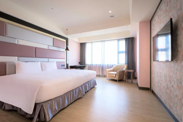 غرفة بسرير كينج وسرير كوين، Sun Hao Hotel.Taichung 1/2