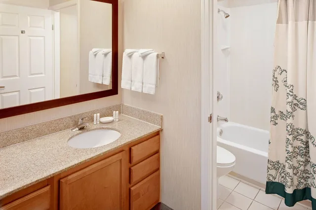 استوديو بسرير كوين، Residence Inn by Marriott San Jose 2/2