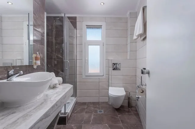 Standard, Double Bed, Lateral Side Sea View، Alia Palace - Adults Only 6/7