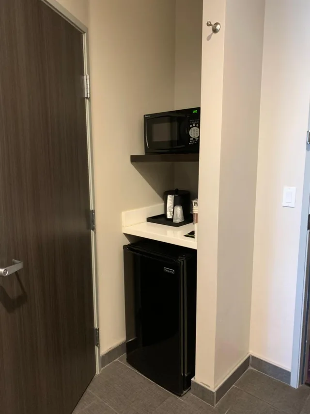 غرفة بسرير كينج لذوي الإعاقة، La Quinta Inn & Suites By Wyndham La Verkin-Gateway To Zion 6/6
