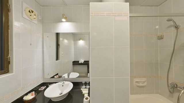 غرفة قياسية بسريرين منفصلين، Grand Astoria Hotel 8/10