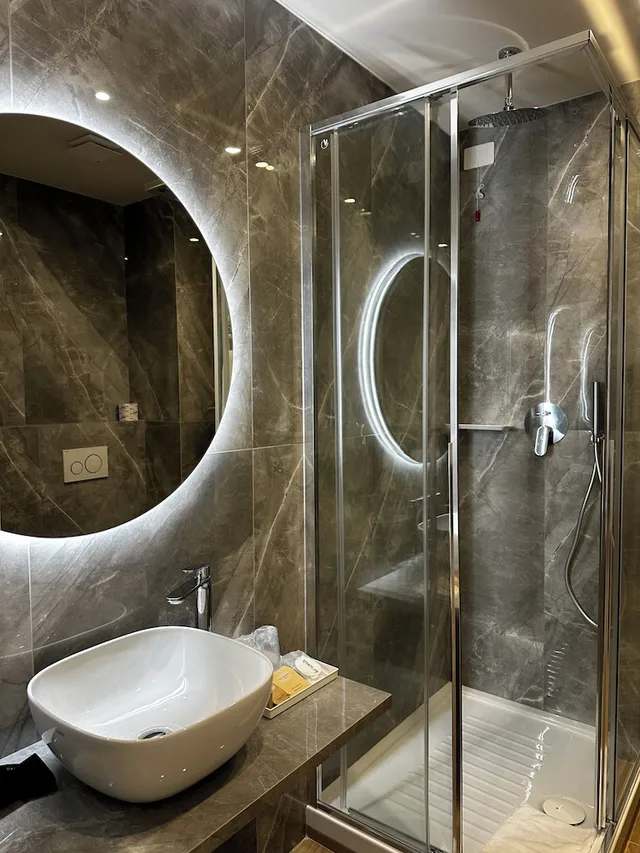 غرفة كومفورت بسرير كوين بإطلالة على المدينة، Aparthotel Durini 7/8