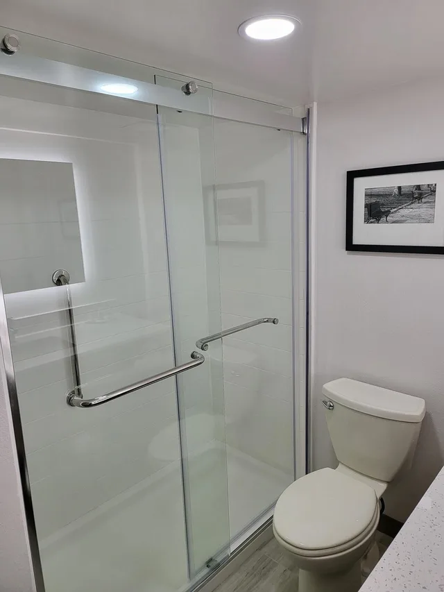 غرفة قياسية بسريرين كوين، Comfort Inn Falls Church - Tysons Corner 9/10