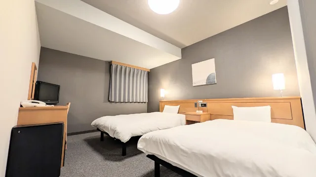 غرفة قياسية بسريرين منفصلين للمدخنين، Hotel Route Inn Aomori Ekimae 1/1