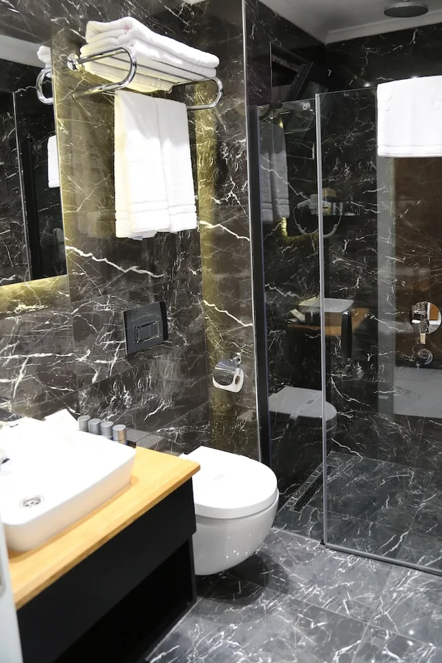 دوبلكس عائلي بسريرين منفصلين وسريرين كينج بـ3 غرف نوم، SAPANCA ALFA SUITES & SPA 4/5