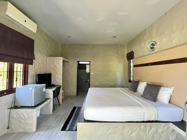 بنغل سوبيريور بسرير مزدوج، Sabaii Bay Resort 1/7