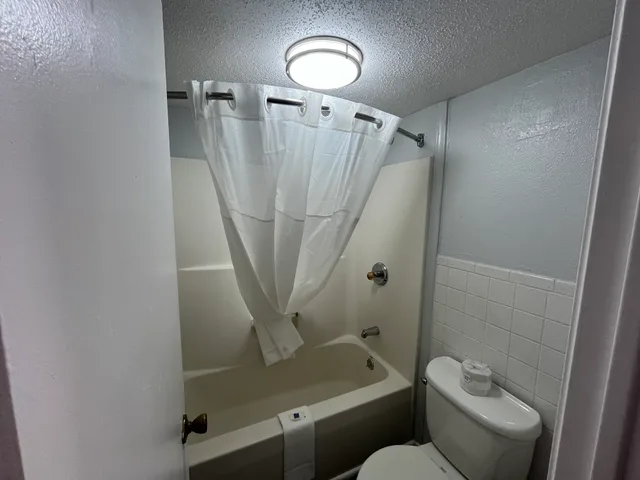 2 Full Beds - Non-Smoking, Micfridge، Motel6 Pocomoke City, MD 1/1
