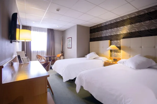 غرفة بسرير مزدوج أو سريرين منفصلين، Hotel Coto Real 1/7