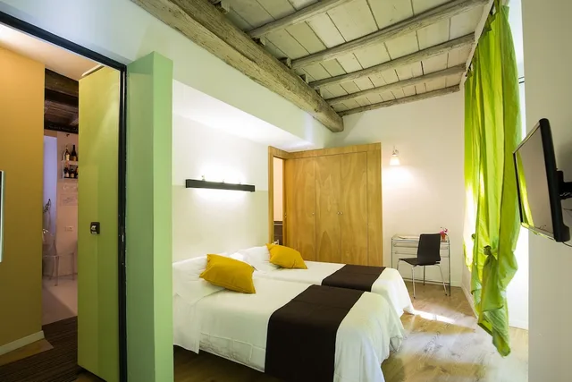غرفة كومفورت بسرير مزدوج، Nerva Accommodation 9/11