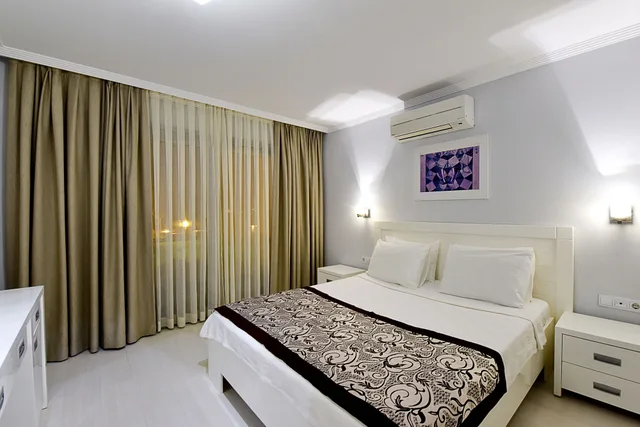 2 Bedrooms, Apartment, Double and Twin Beds, Garden View, Royal Palm Residence 1/6