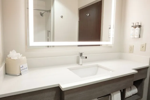 غرفة قياسية بسريرين كوين، Holiday Inn Express Hotel & Suites El Paso West 2/2