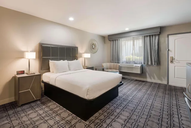 غرفة بسرير كوين، Best Western Big Country Inn 3/9