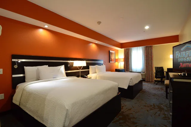 room, 2 queen beds, Fairfield Inn and Suites by Marriott North Spring 1/3