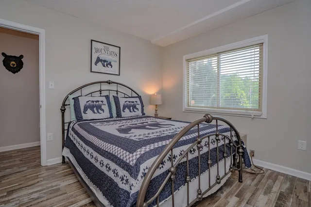 شقة سكنية بسرير كينج وسرير كوين بغرفتي نوم مع أريكة، Gatlinburg Chateau Rentals 3/10
