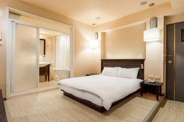 Standard, Double Bed, No Window، Kindness Hotel Xin Jue Jiang 7/10