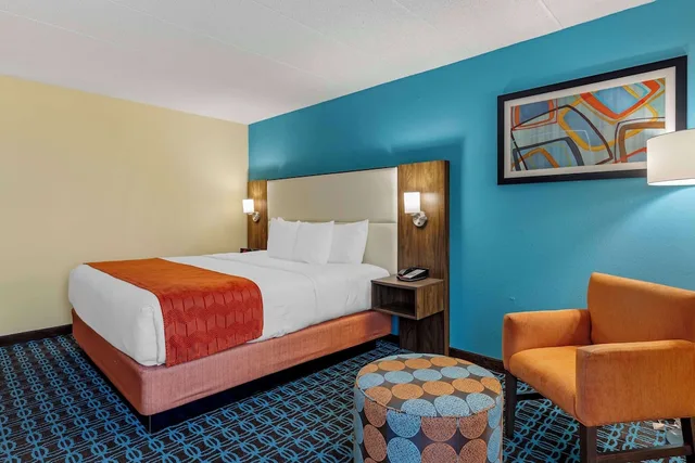 غرفة قياسية بسرير كينج لذوي الإعاقة، Best Western Plus North Shore Hotel 2/7