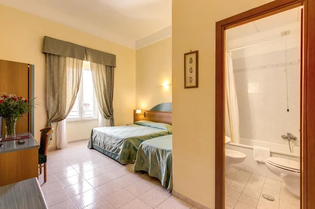 غرفة قياسية بسرير مزدوج، Hotel Contilia 1/7