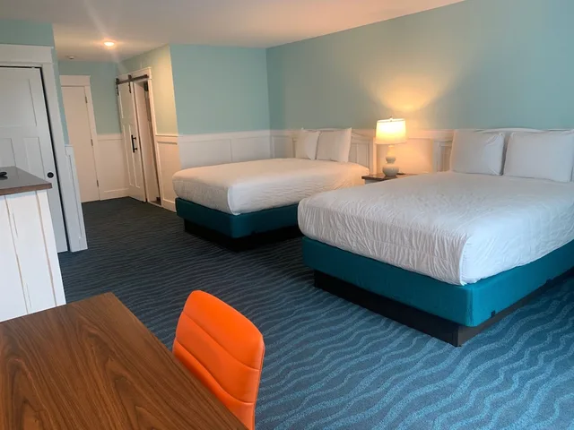 غرفة تقليدية بسريرين كوين، John Yancey Oceanfront Inn 1/2