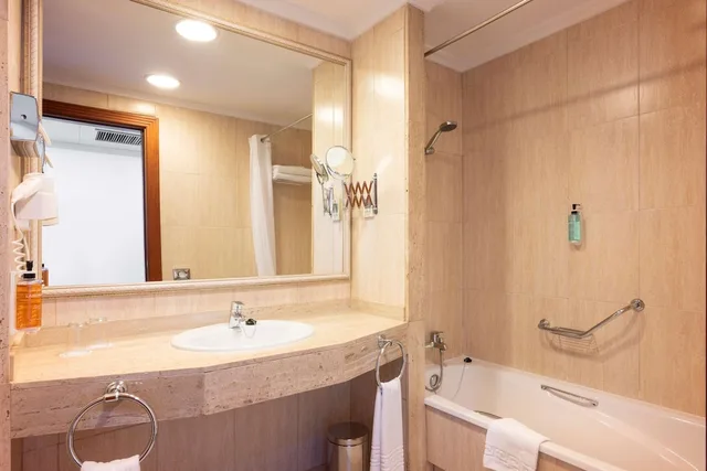 غرفة قياسية مفردة بسريرين منفصلين، Landmar Playa La Arena 5/5