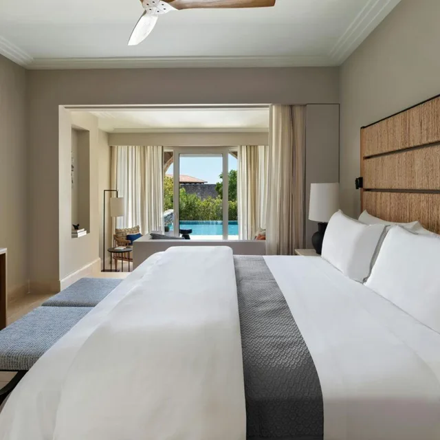 Garden, Infinity, Guest Room, Superior, King Bed, Sofa، The Westin Resort, Costa Navarino 4/11