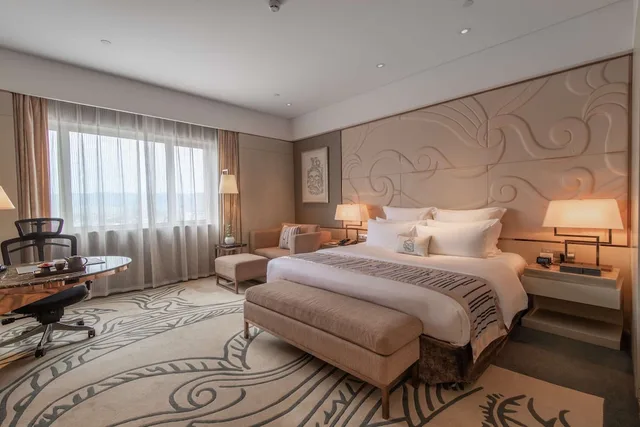 Panoramic, Queen Bed, Mountain View, Grand Pacific Hotel Ningbo 2/10