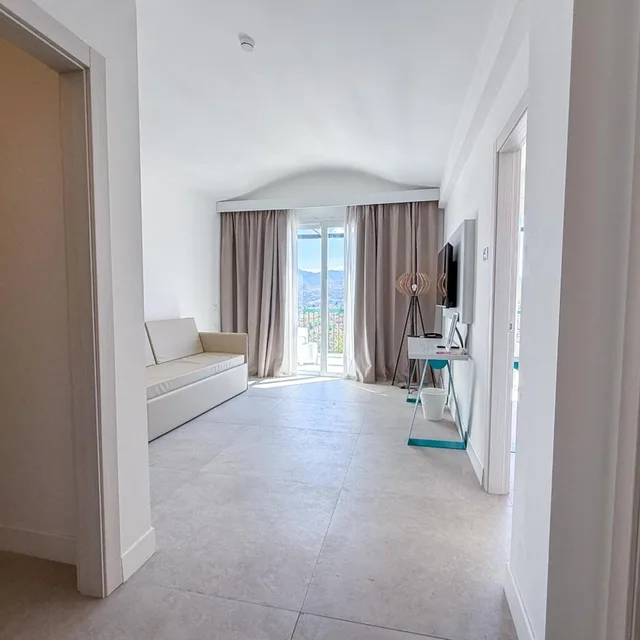 Superior, Double or Twin Bed, Terrace, Torre Normanna 4/8