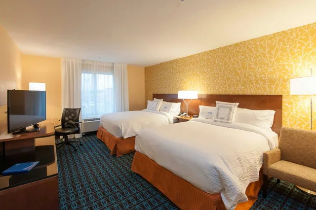 غرفة، Fairfield Inn Suites Enterprise 1/3