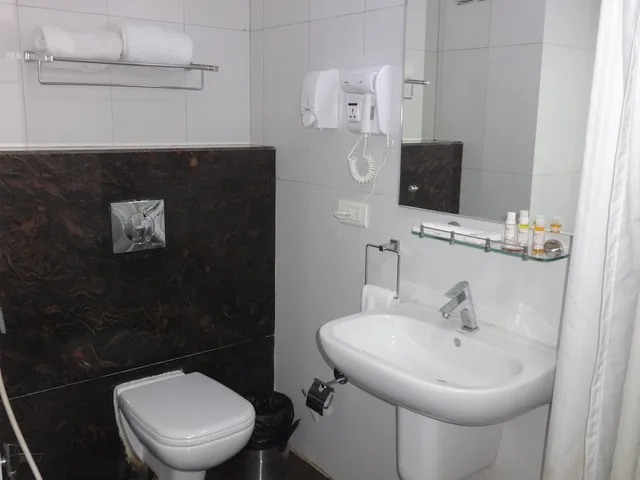 غرفة ديلوكس بسرير كينج، The Pride Ananya Resort 2/2