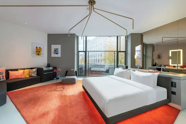 Exchange, Premier, Suite, King Bed، W Amsterdam 2/10