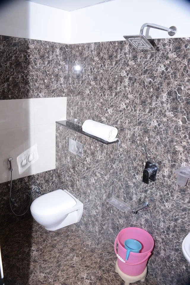 جناح عائلي بسرير كوين، Hotel Thikana Palace 10/10