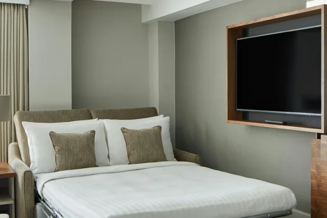Superior, Executive, King Bed, London Marriott Hotel Marble Arch 5/9