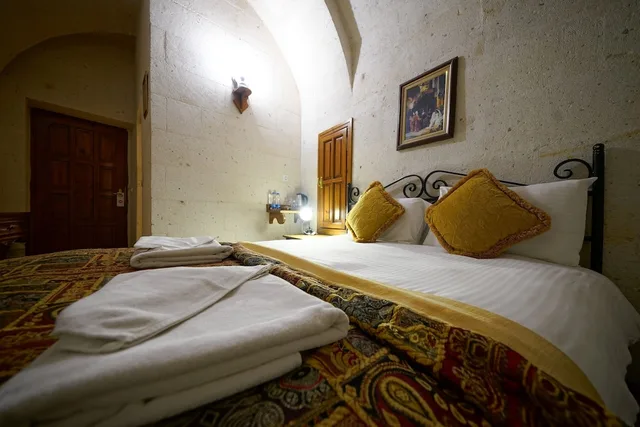 Economy, Double Bed, Arch Palace Hotel 4/10