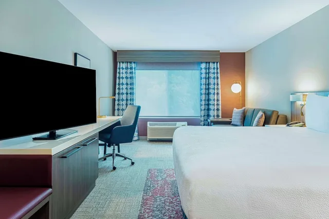 غرفة قياسية بسرير كينج، Hilton Garden Inn Danbury 1/9