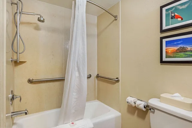 غرفة بسرير كينج، Comfort Inn & Suites Big Spring 5/5