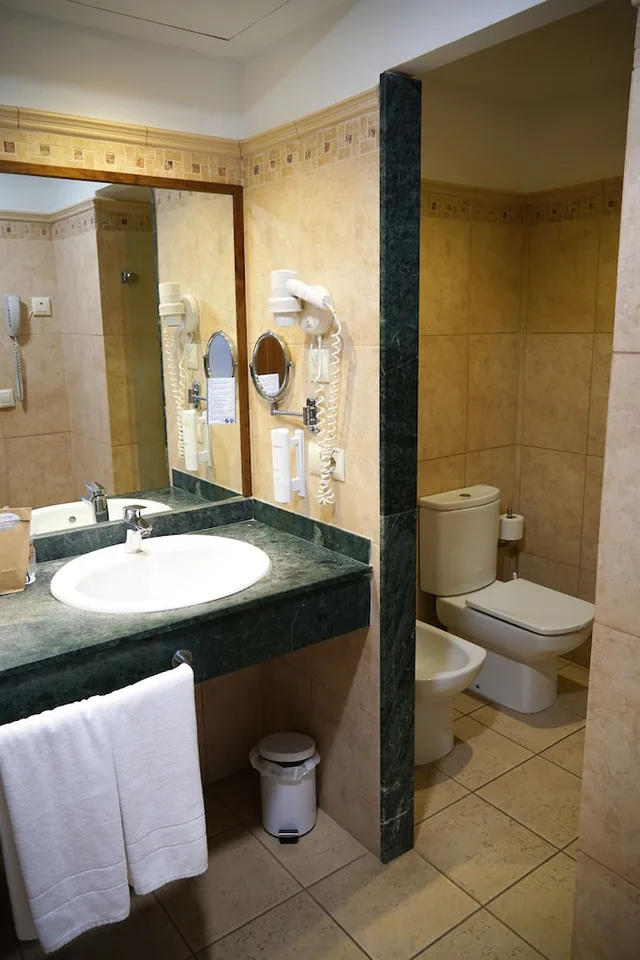 جناح جونيور بسريرين مزدوجين، Ohtels Cabogata 7/8