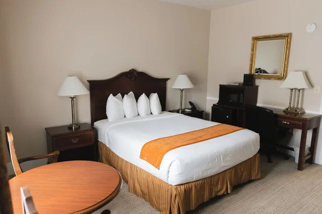 غرفة قياسية بسرير كوين، HISTORIC SANTA MARIA INN 4/5